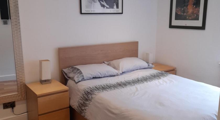 Lovely Home with full en-suite double bed rooms