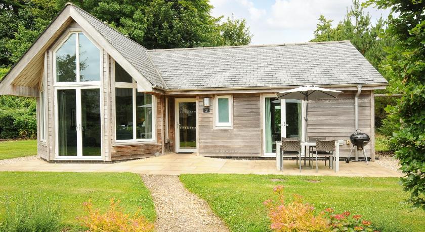 Swandown, 3 Blackdown