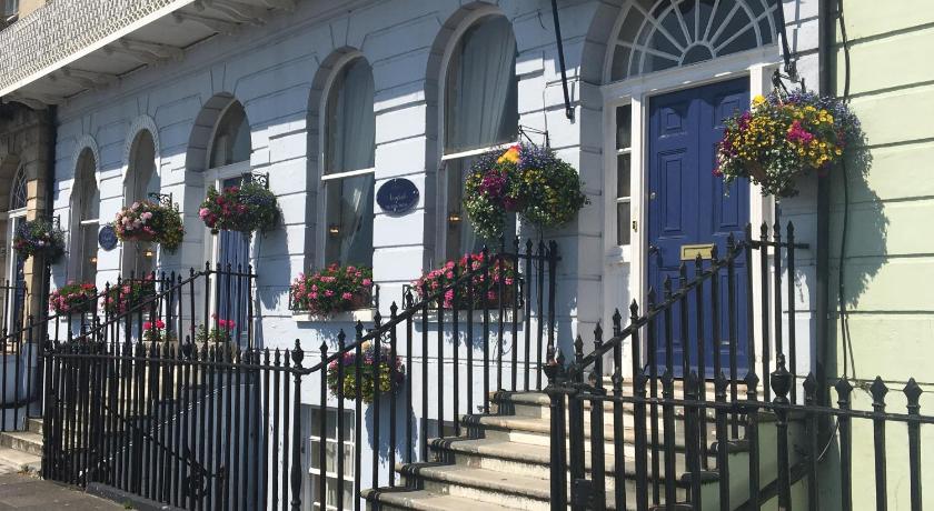 Norfolk Hotel