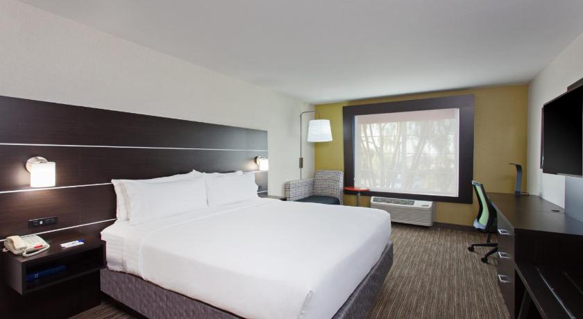 Holiday Inn Express Oakland Airport By IHG