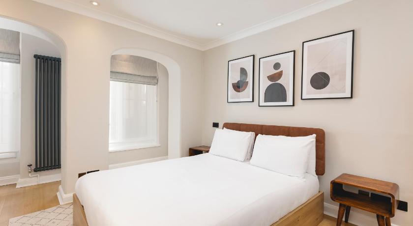 PenthouseStays Chelsea - Luxury 2 Bedroom Apartment w/King Bed - near King's Road