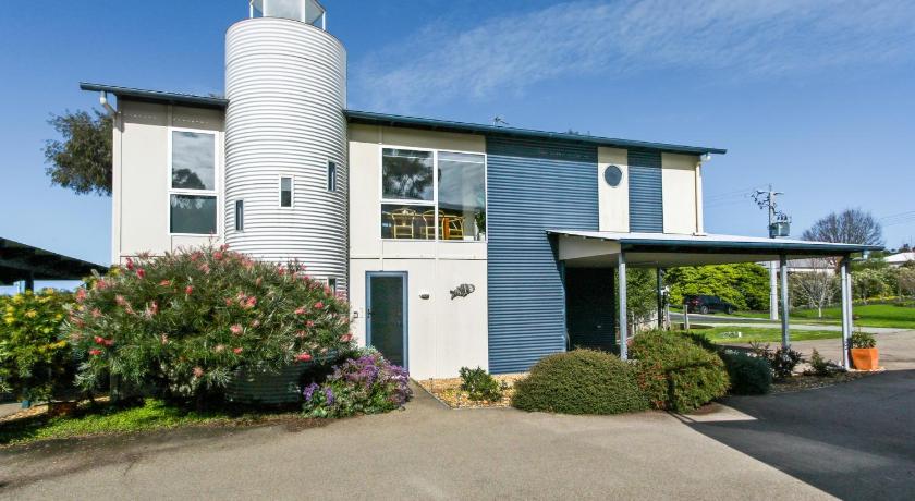 The Village Lighthouse