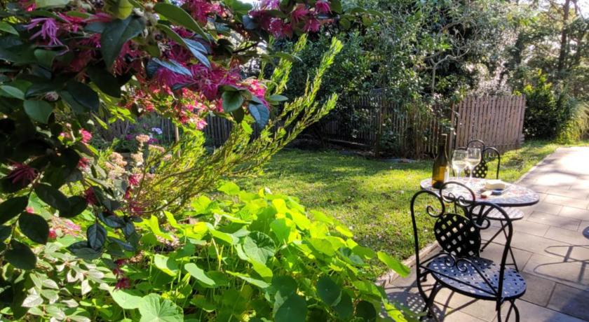 Garden Rest