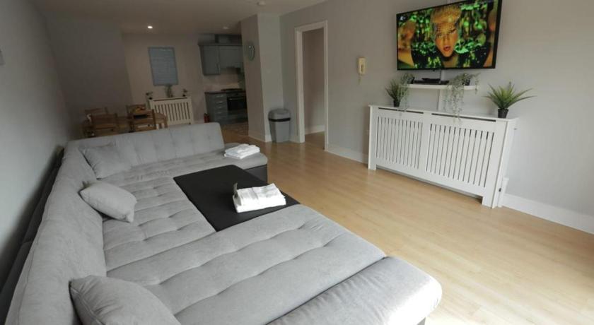 Diamond Apartment