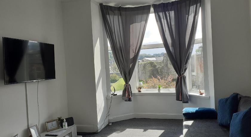 Castleview is a lovely flat in a listed building