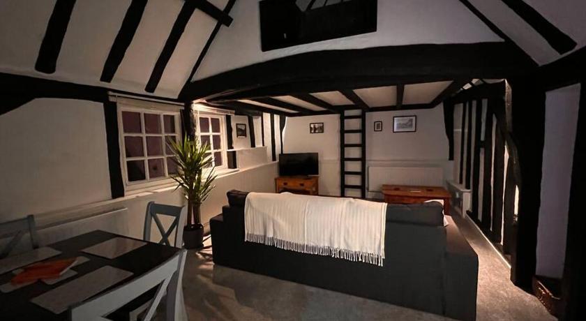 Historic Grade 2 listed, Town centre, St.Neots Cambridgeshire