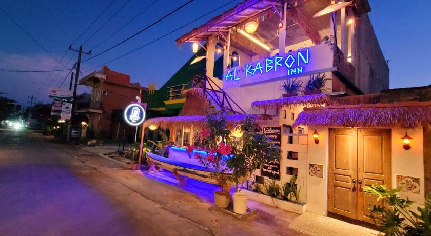 Al Kabron Inn