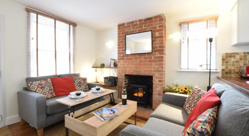 1 Tailors Cottage, Woodbridge