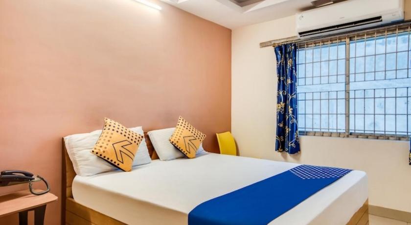 Sri Ganesh Swathi Residency By WB Inn