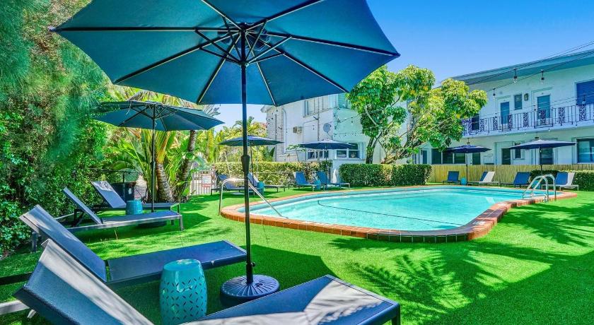 Bay Harbor Suites