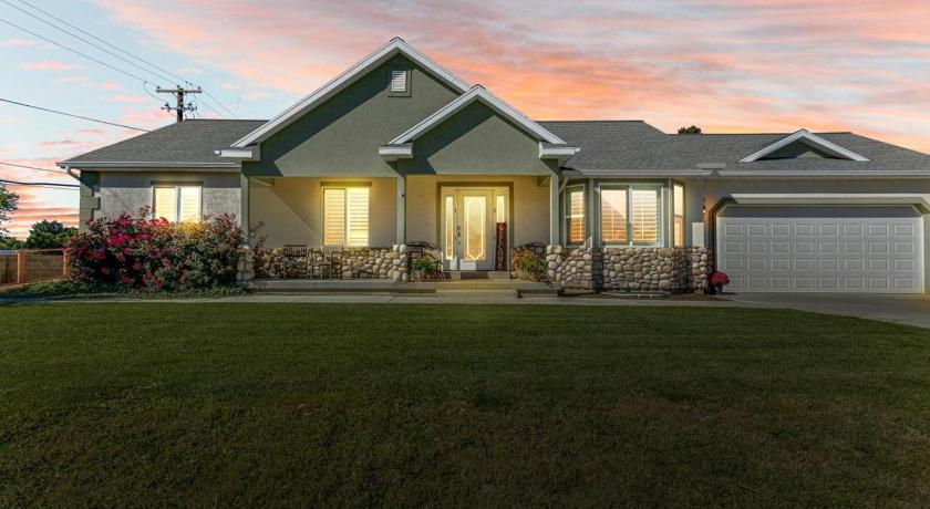 Play & Gather in Luxury,Pets too! Close to it Everything!
