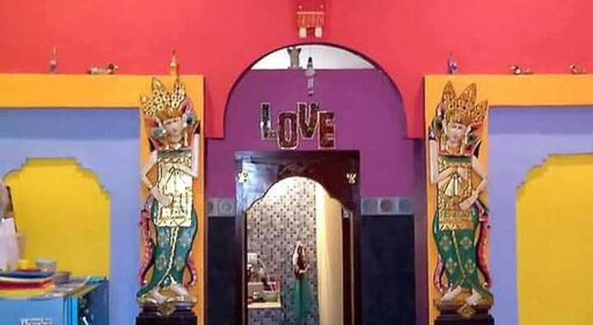 Kubu Pilatus – Family House Lombok