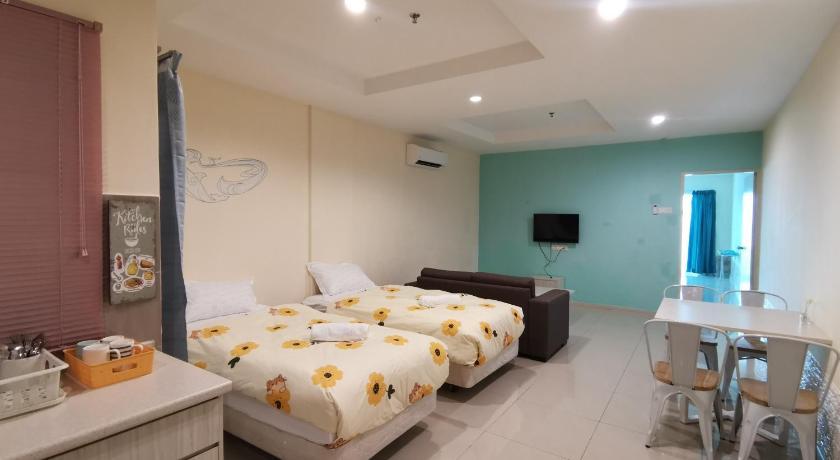 Peaceful 1-bedroom unit at Marina Island by JoMy Homestay