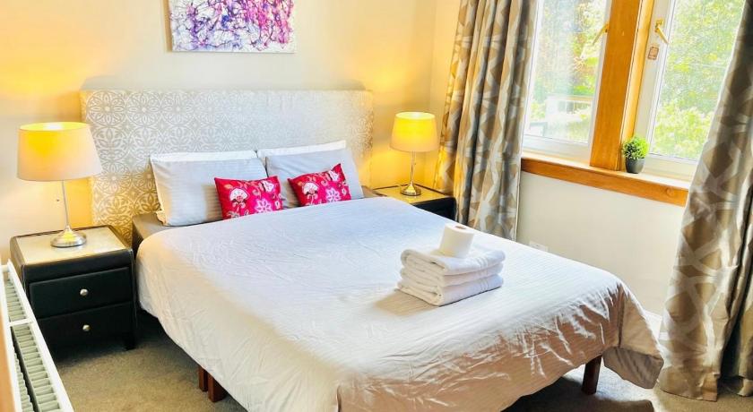 LEITH WALK VILLA budget guest house