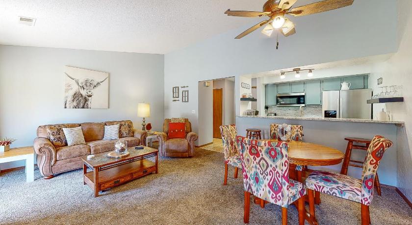 Turnberry Condo at Pointe Royale