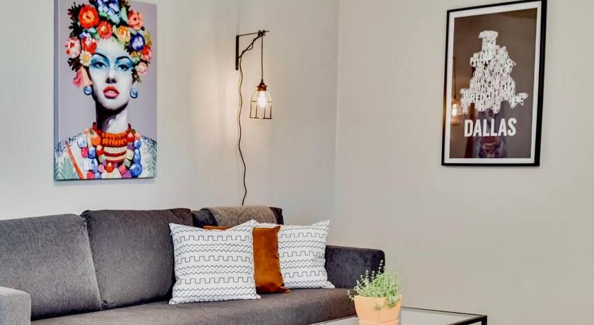 FIFA Ready Dallas Boutique Flat - Arboretum Tickets Included