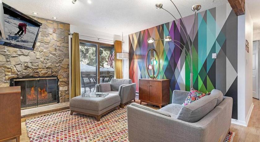 Beaver Creek 2 Bed 2 Bath Condo 1 MIN Walk to Elk Lot