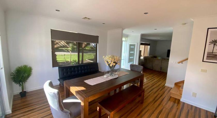 Baja Beach Lodge