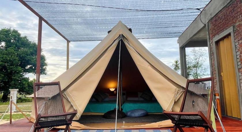 Rembulan Escape Bell Tent 2