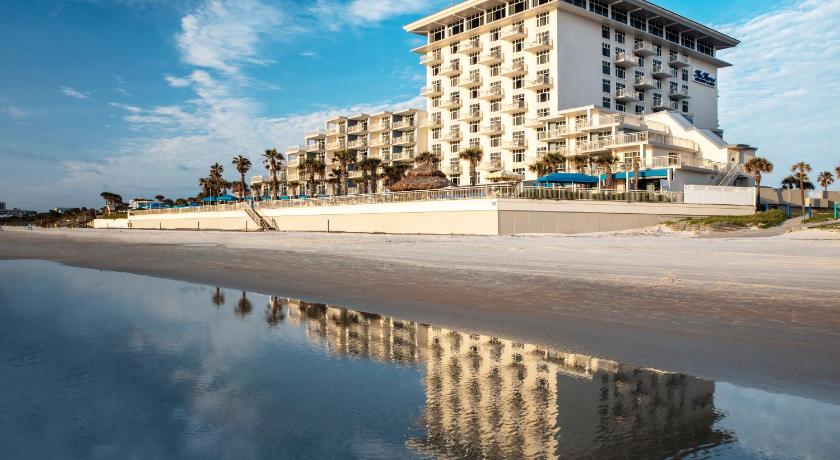 The Shores Resort & Spa
