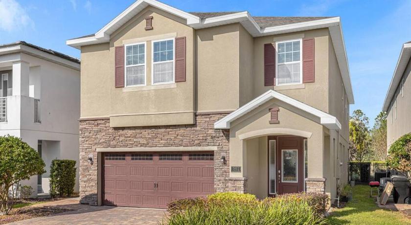 561 Villa- Pool Spa- New Listing