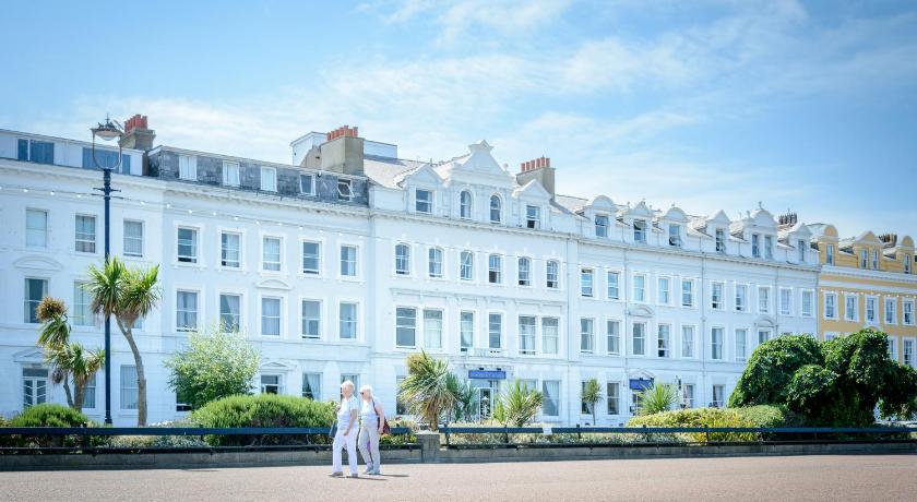 Somerset Hotel