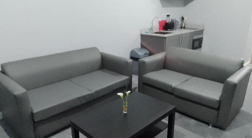 Piccadilly Apartments