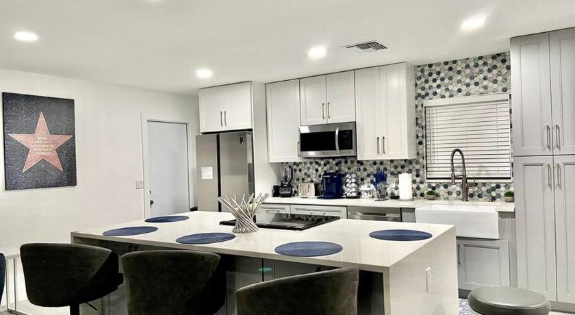 Home in West Palm Beach, FL -Ware