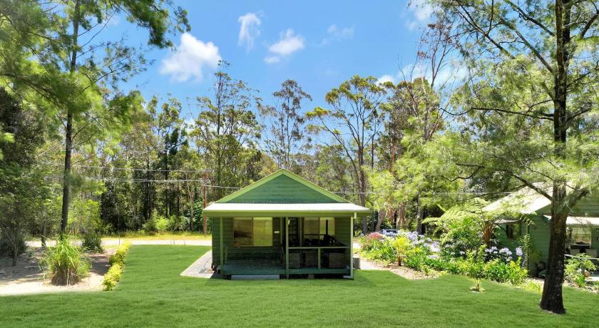 Beau Cabin One Bedroom Cabin on Golf Course