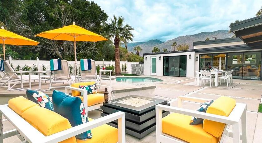 Casa Monterey at Sunrise Park