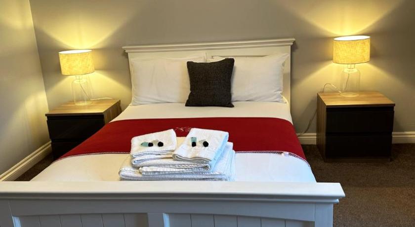 The Hinds Head Hotel