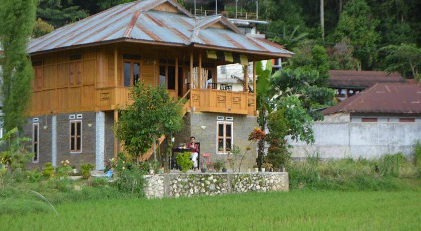 THE SINGKI HOME FAMILY