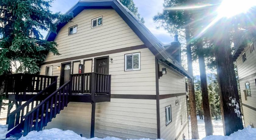 Perfect Ski Rental 2 blocks from Village Gondola