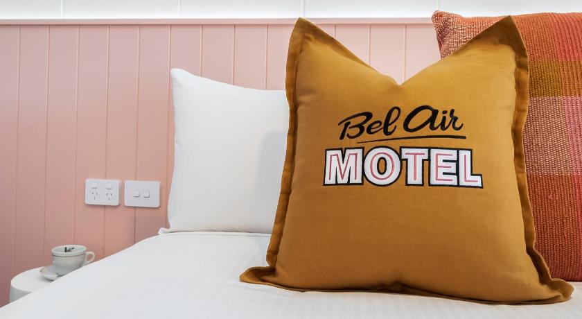 Bel Air Motel