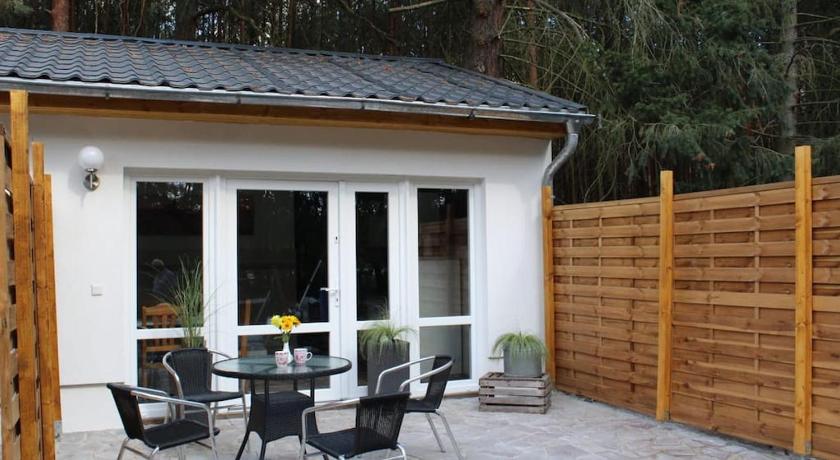 Haus Wilma Grüne Idylle im Wald direkt am See