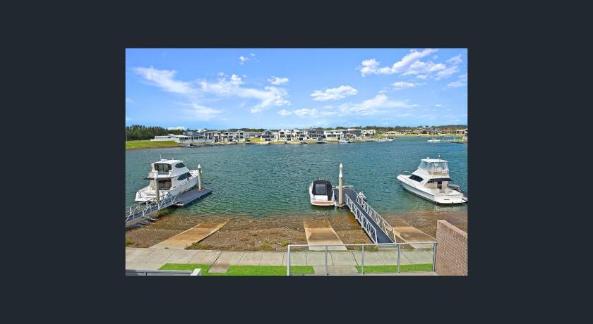Sunshine Deluxe Port Macquarie