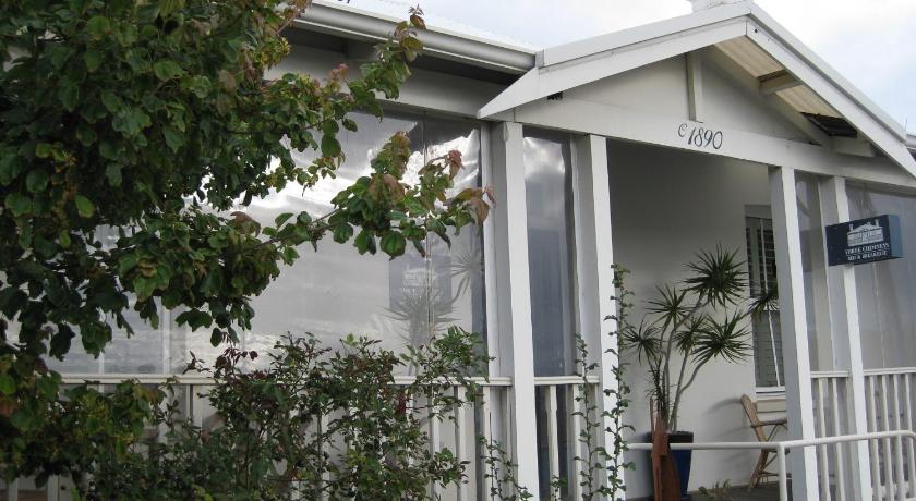 Three Chimneys Bed and Breakfast Boutique Guest House