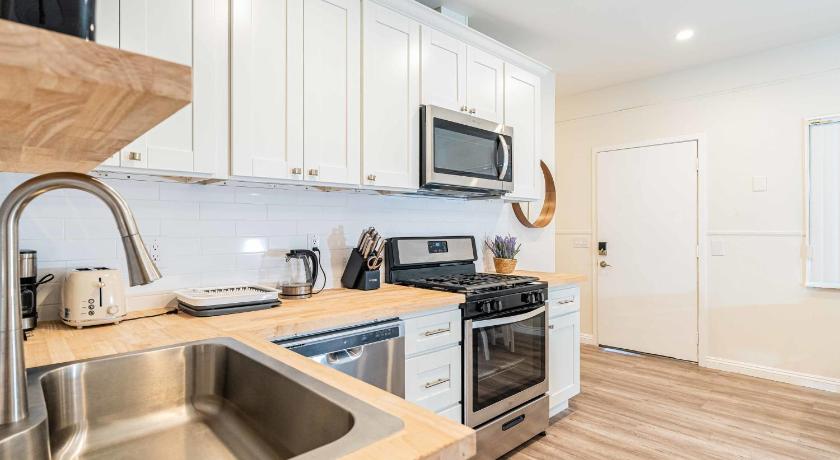 Newly Remodeled 2B1B House on Historic Route 66