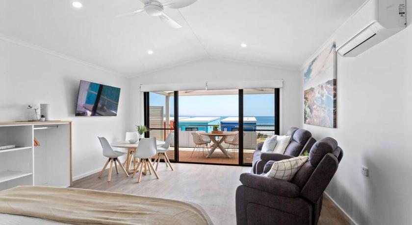 Port Lincoln Beachfront Apartment 7