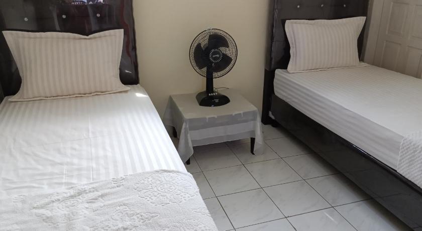 Balqis Homestay Syariah II Pasar Aur Kuning