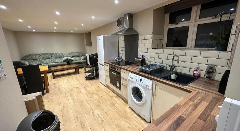 HOMELY APARTMENT IN THE CENTRE