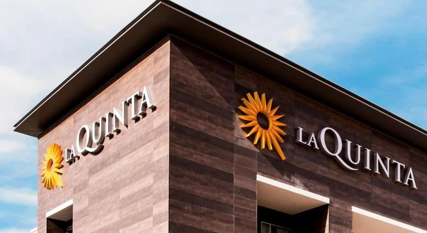 La Quinta Inn & Suites by Wyndham Sulphur (Lake Charles)