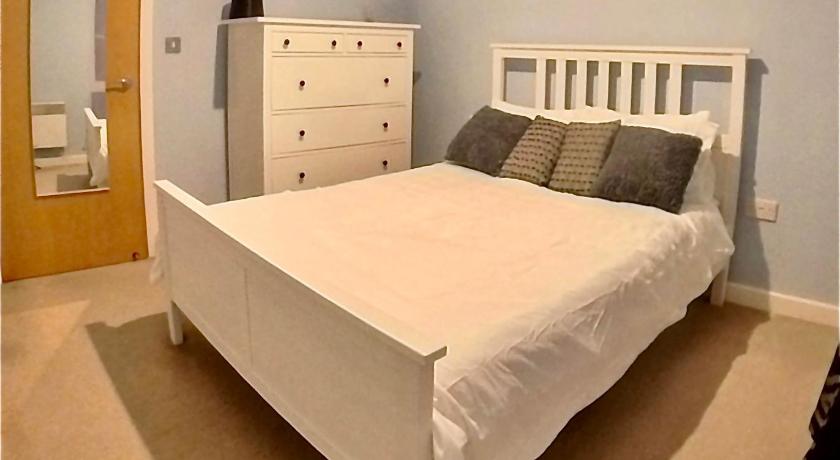 Two Bedroom Entire Flat in Darlington with Free Parking, WiFi and lots more