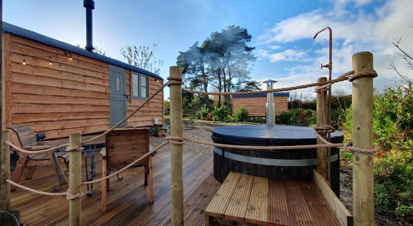 Forton House Shepherd's Huts