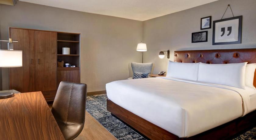 Four Points by Sheraton Boston Newton