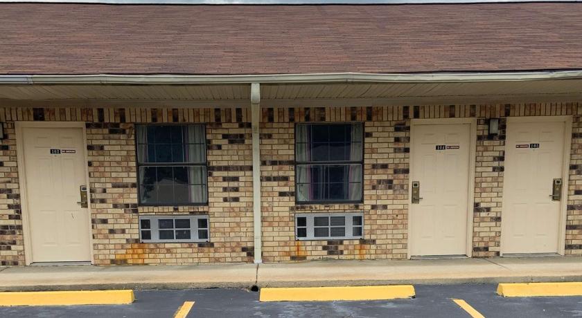 Luxury Inn Forrest City