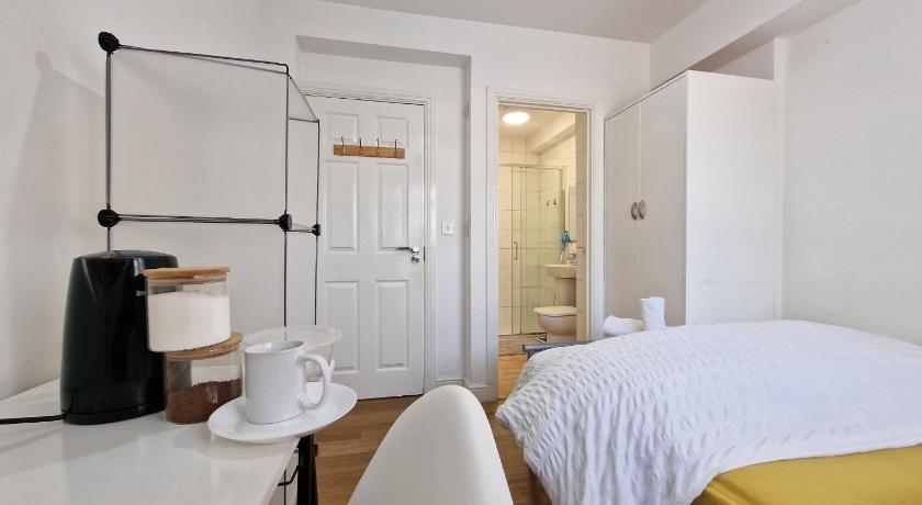 Nice Living Serviced Accommodations 4