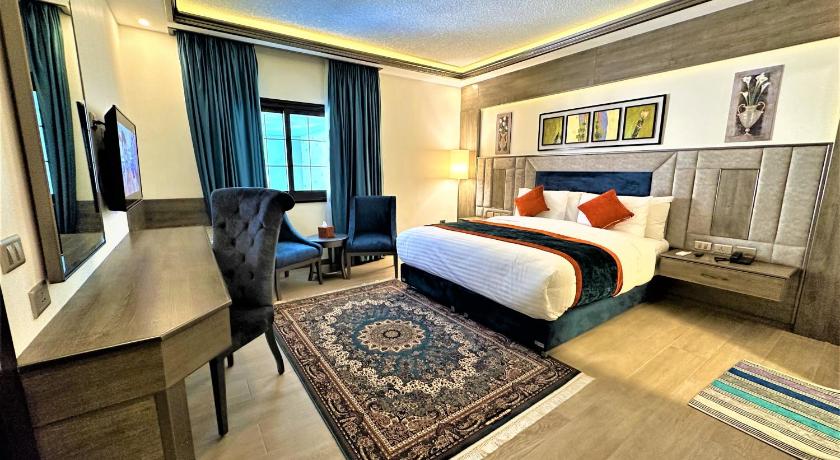 Petra Canyon Hotel