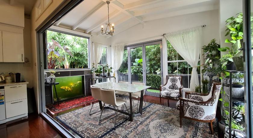 Bamboo House, Close to the City & Airport & Train station and Brighton Le Sands Beach