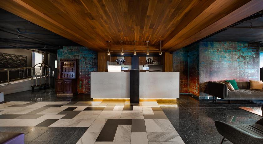 Best place to stay in Montreal Canada - Empire Suites